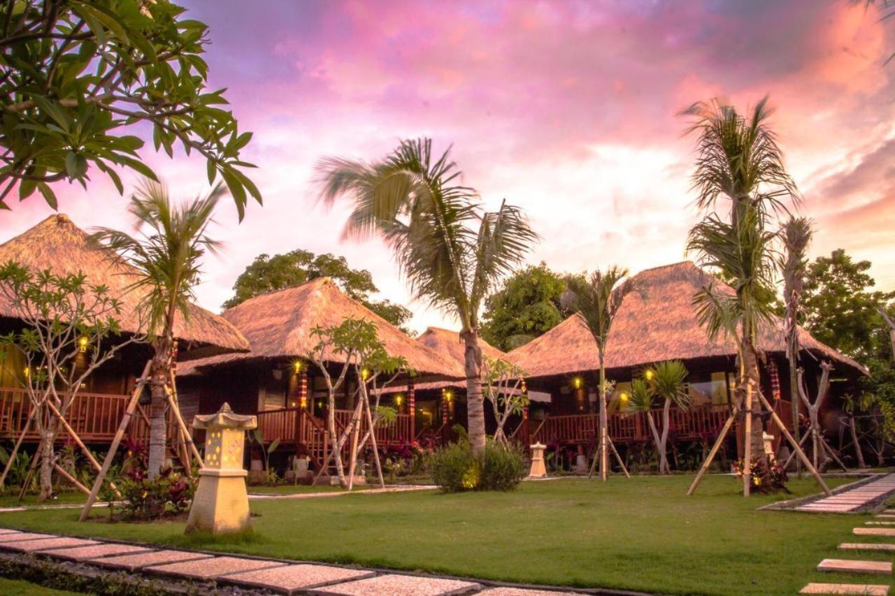 Koji Garden Huts Hotel นูซาเลมโบงัน ภายนอก รูปภาพ