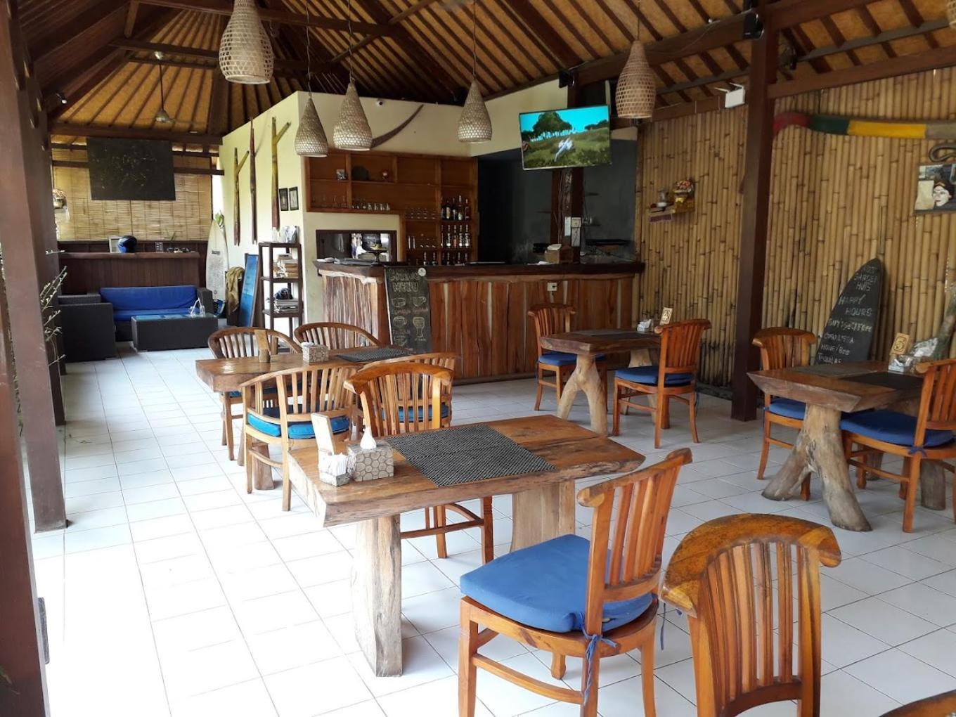 Koji Garden Huts Hotel นูซาเลมโบงัน ภายนอก รูปภาพ