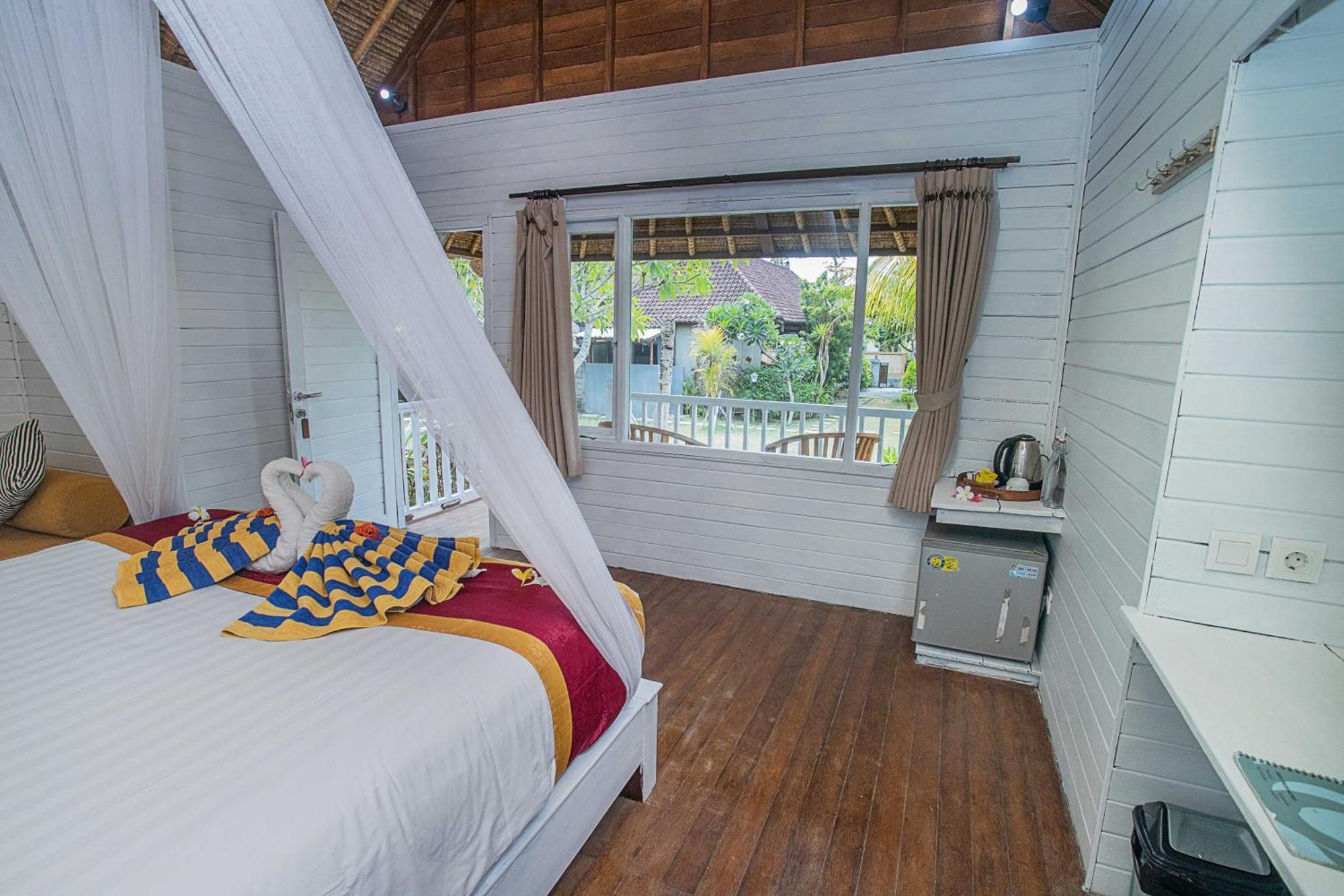 Koji Garden Huts Hotel นูซาเลมโบงัน ภายนอก รูปภาพ