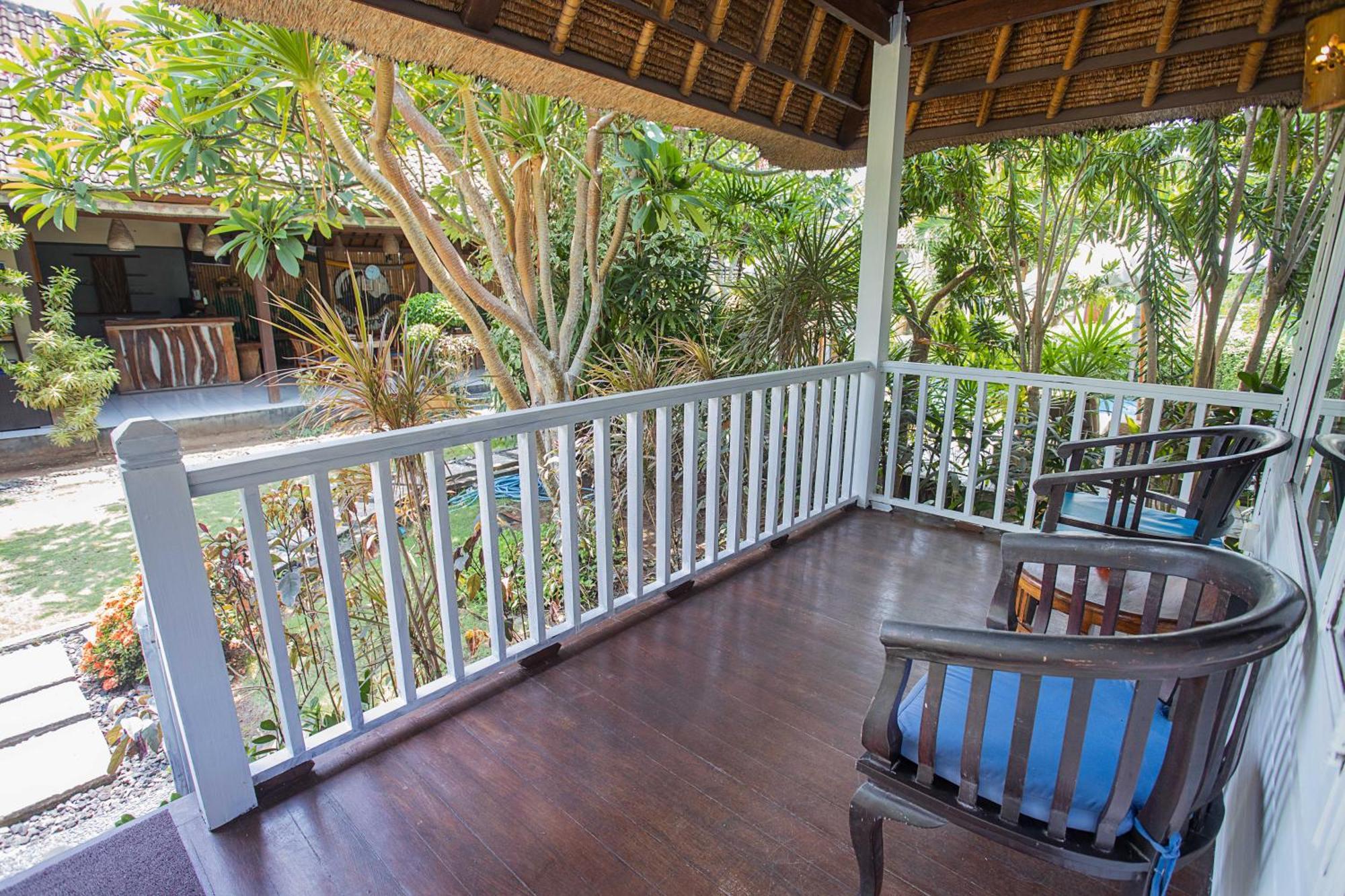 Koji Garden Huts Hotel นูซาเลมโบงัน ภายนอก รูปภาพ