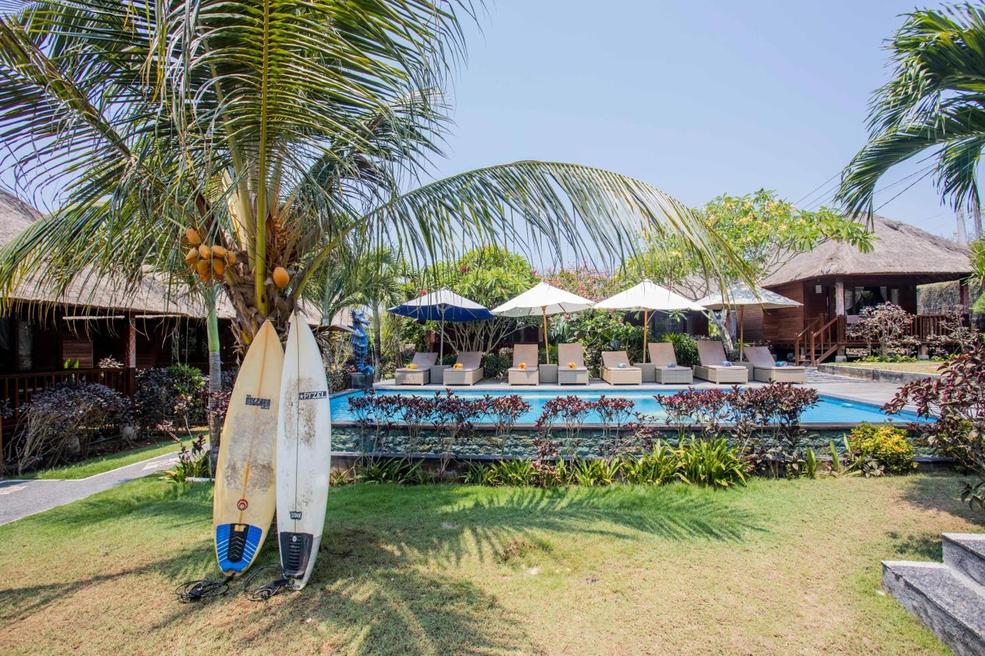 Koji Garden Huts Hotel นูซาเลมโบงัน ภายนอก รูปภาพ